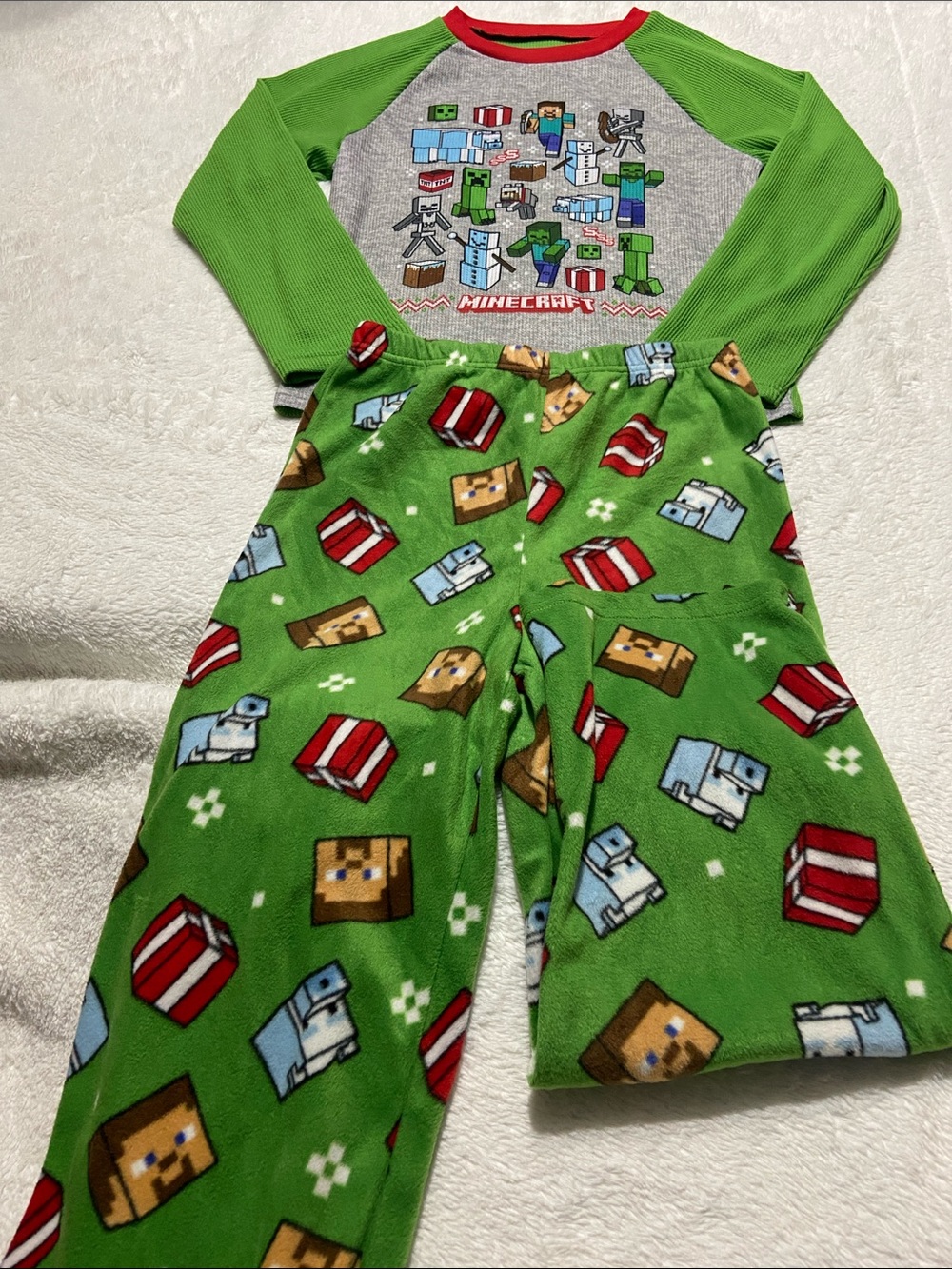 Kids' Green Long Sleeve One-Piece Pajama Set